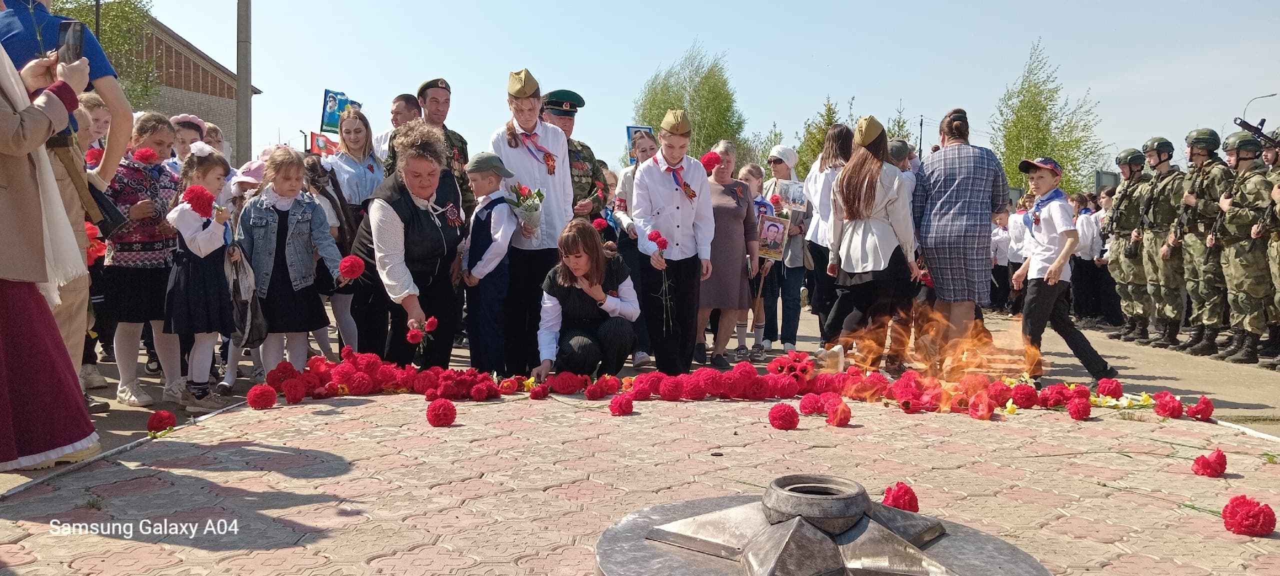 Торжественный митинг ко Дню Победы в Калинино