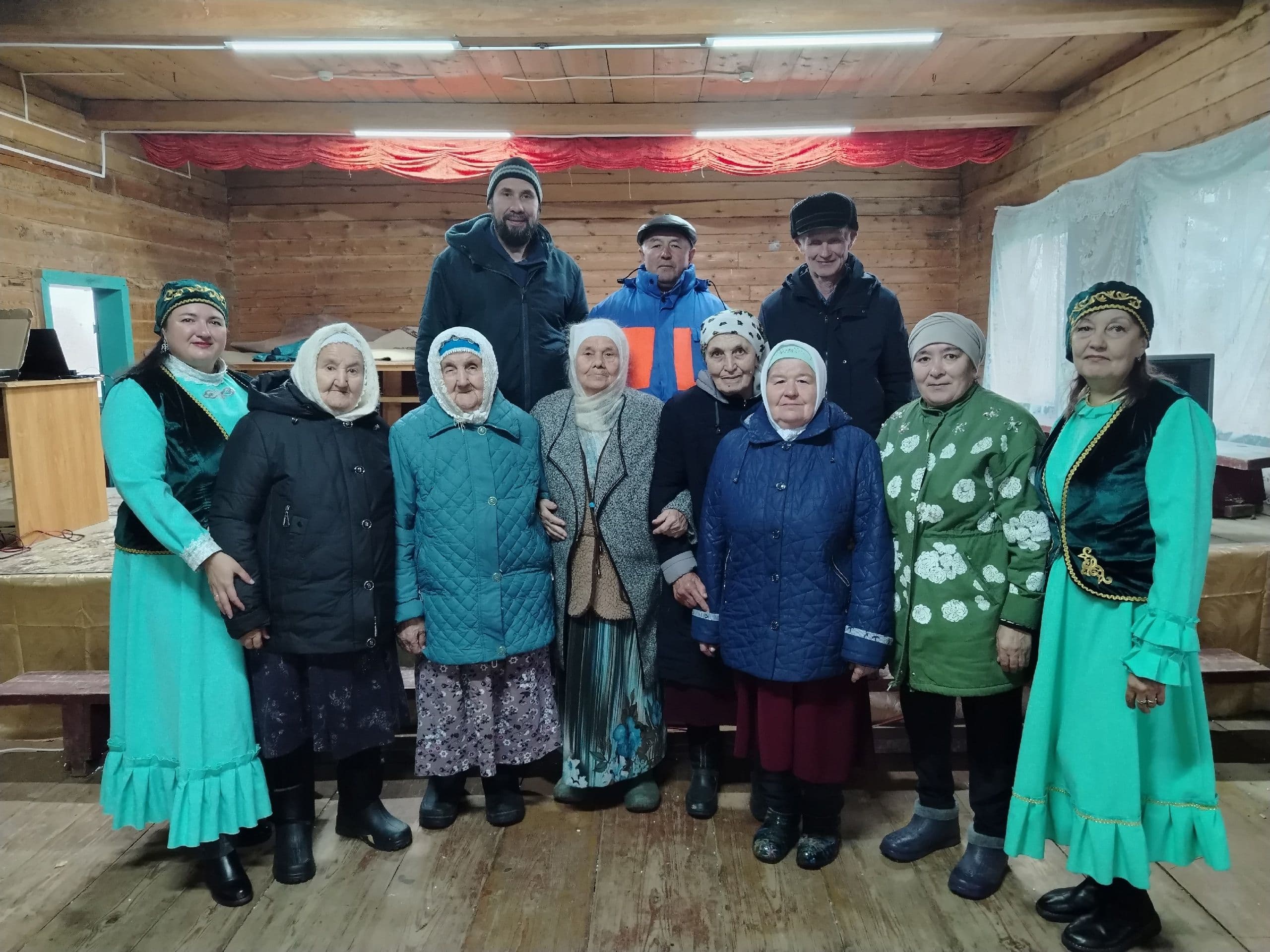 В Старой Чишме прошла встреча для пожилых жителей